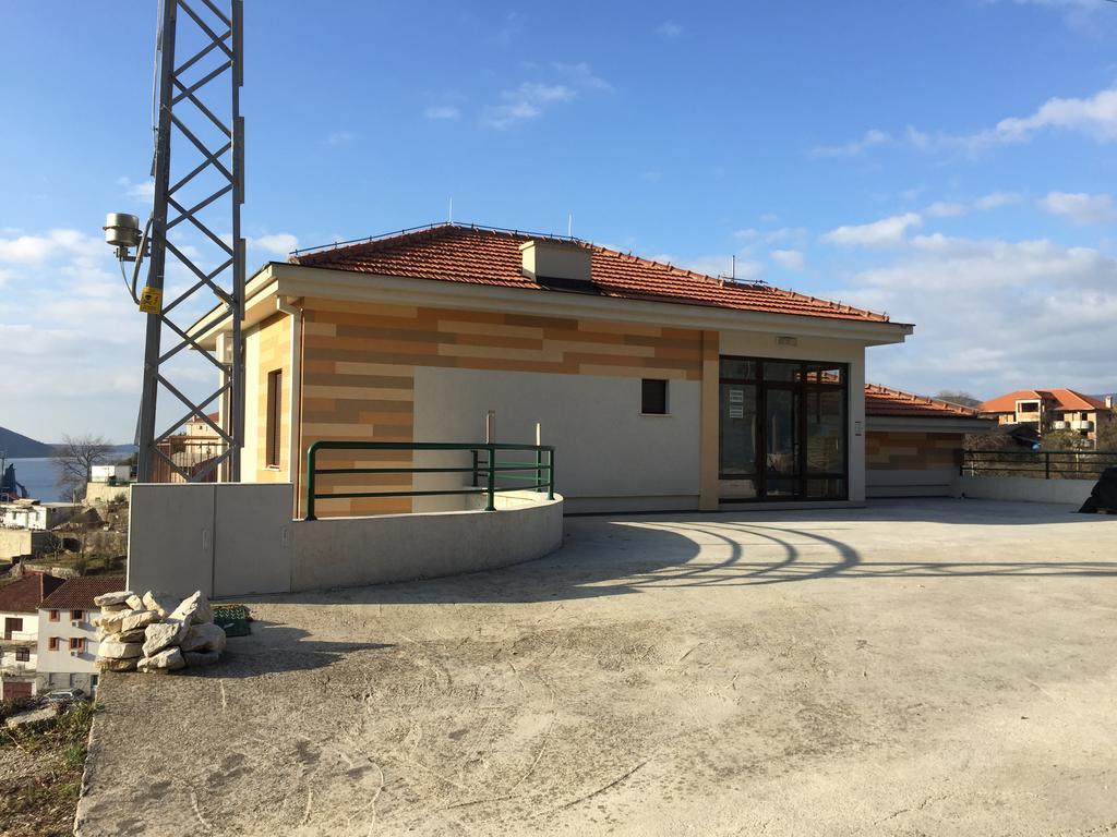Apartments Ploski Herceg Novi Bagian luar foto