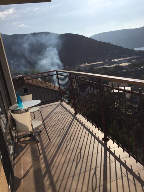 Apartments Ploski Herceg Novi Bagian luar foto